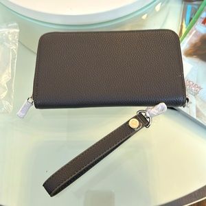 Brand new thirty-one All about the Benjamins Wallet in City Charcoal Pebble